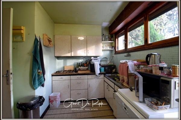 Dpt Aude (11), à vendre LIMOUX maison P6 avec vue panoramique, 5000 m² de terrain et fort potentiel d'investissement