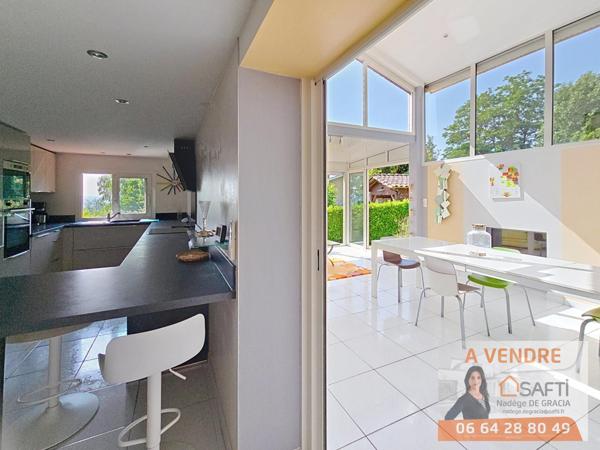 maison d'architecte T7 sur les coteaux et au calme