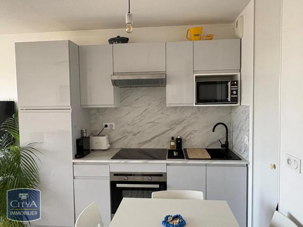Appartement à louer 2 pièces 37.77m² Vaulx-en-Velin (69120)