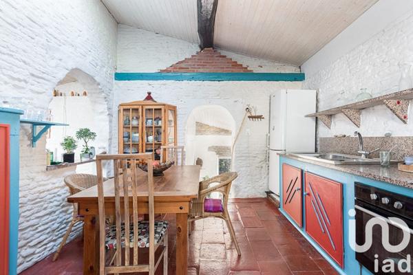 Maison de village 3 pièces de 101 m² à Pompignan (82170)