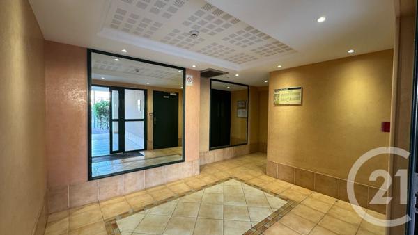Appartement F2 à vendre  2 pièces - 42,96 m2 LA GARDE - 83
