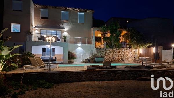 Maison à vendre 5 pièces 159 m² Marseille 15