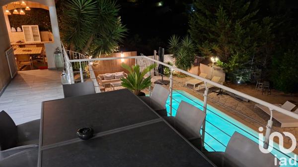 Maison à vendre 5 pièces 159 m² Marseille 15