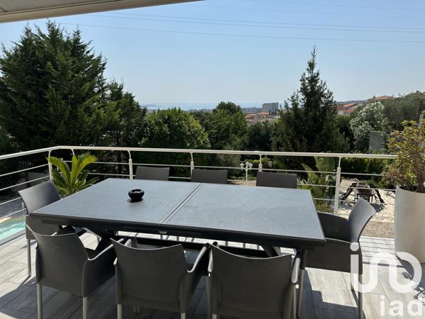 Maison à vendre 5 pièces 159 m² Marseille 15