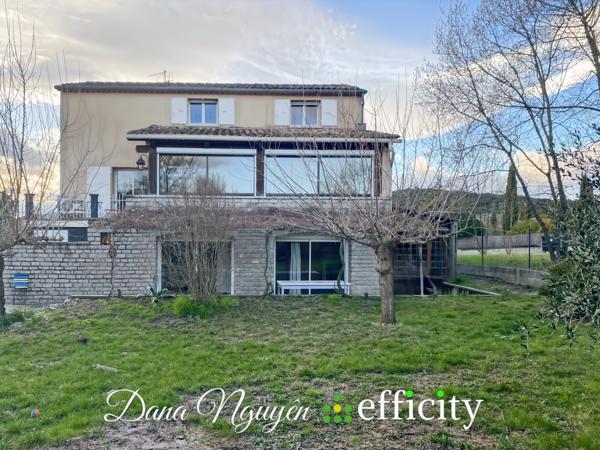 Maison 9 pièces - 154 m² Exclusivité efficity
