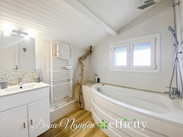 Maison 9 pièces - 154 m² Exclusivité efficity