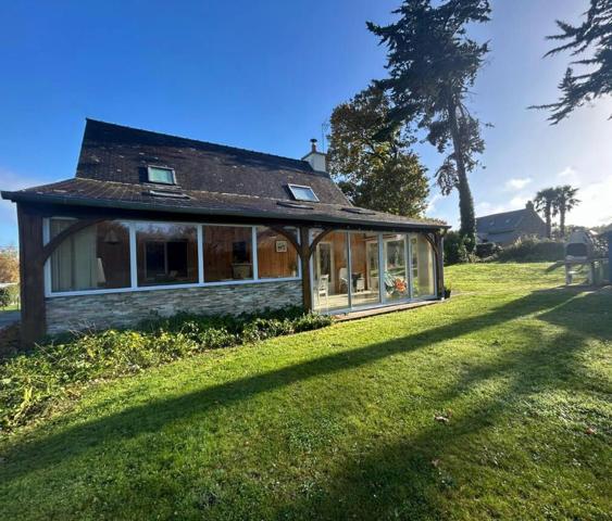 Maison Saint Briac Sur Mer , quartier calme à quelques minutes à pied du centre ville.