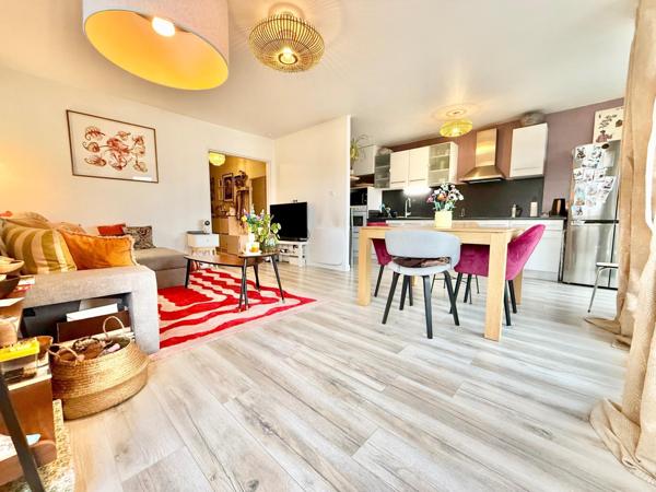 Appartement à VILLIERS-SUR-MARNE, 94350 - 2 pièces 51m²