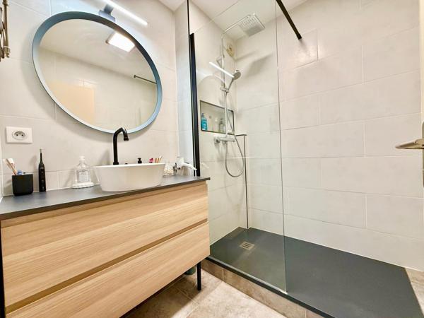 Appartement à VILLIERS-SUR-MARNE, 94350 - 2 pièces 51m²