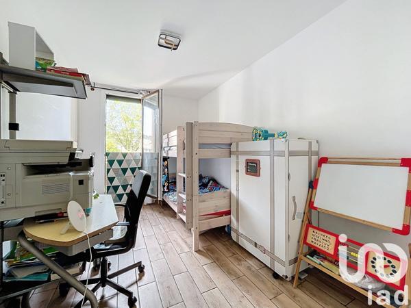 Appartement 4 pièces de 80 m² à Carros (06510)