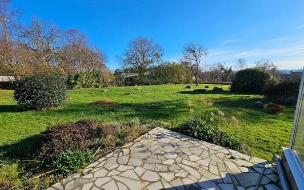 Maison à vendre    6 pièces • 173,60 m2 Pleumeur-Bodou