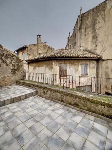 MAISON DE VILLAGE ENTIEREMENT RENOVEE - TERRASSE - CLIMATISATION REVERSIBLE