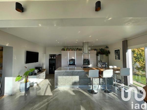 Maison 6 pièces de 179 m² à Nice (06000)