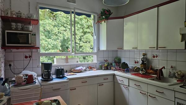 À vendre - Appartement, 3 pièces situé à Poitiers (86000)