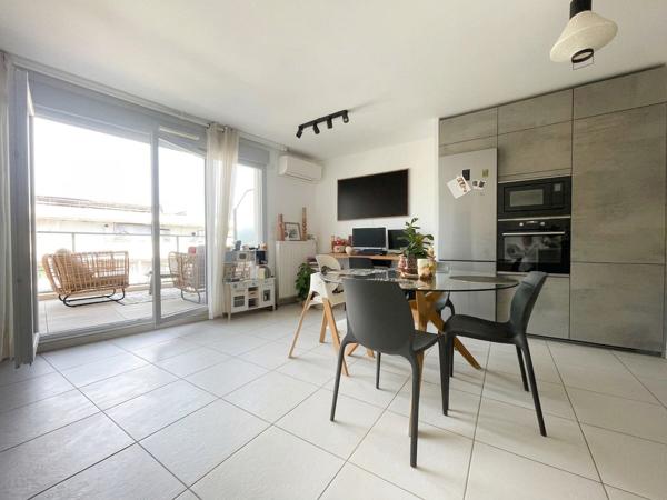 3 pièces  61 m² + Terrasse 21 m² Vue Mer Saint Laurent du Var