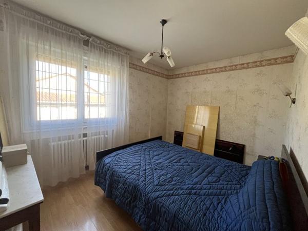 Maison à vendre 145 800 € Ruffec 6 p 120 m² DPE F