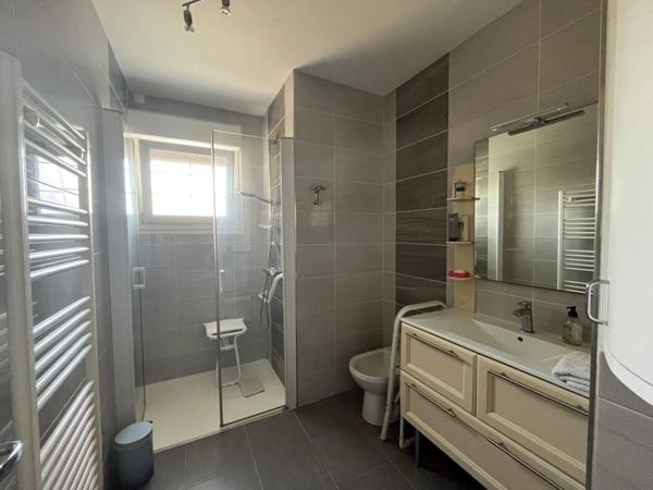 Maison à vendre 145 800 € Ruffec 6 p 120 m² DPE F
