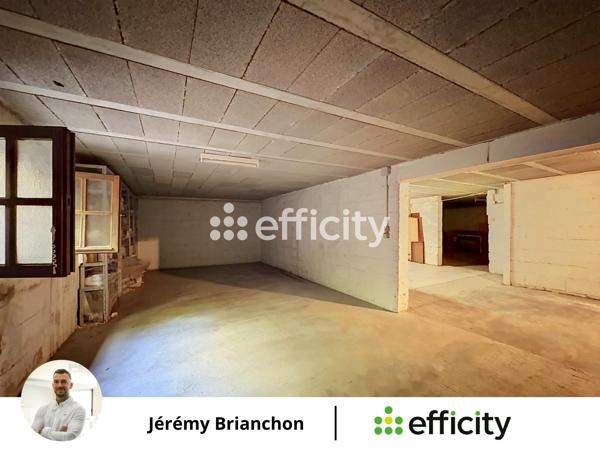 Maison
         6 pièces
        - 160 m² Exclusivité 699 000 € *