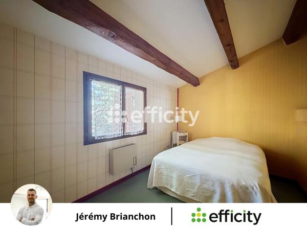 Maison
         6 pièces
        - 160 m² Exclusivité 699 000 € *