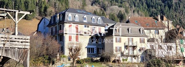 studio chaleureux au centre du village.