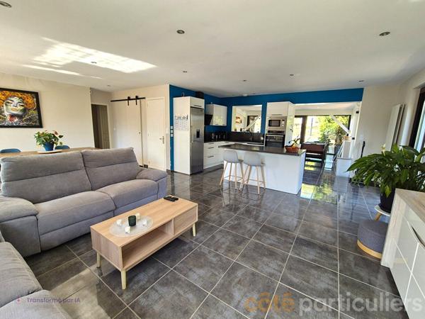 Vente
                Maison210 m² - 7 Pièces -
                    ONET LE CHATEAU (12850)