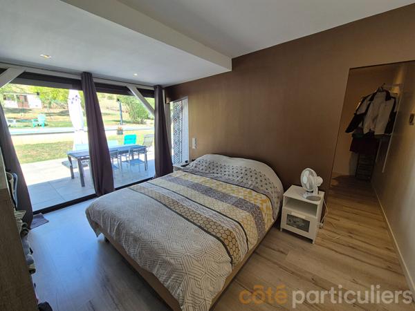 Vente
                Maison210 m² - 7 Pièces -
                    ONET LE CHATEAU (12850)