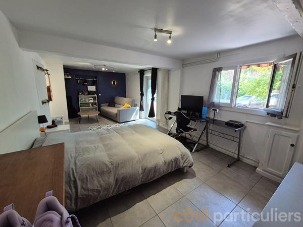 Vente
                Maison210 m² - 7 Pièces -
                    ONET LE CHATEAU (12850)
