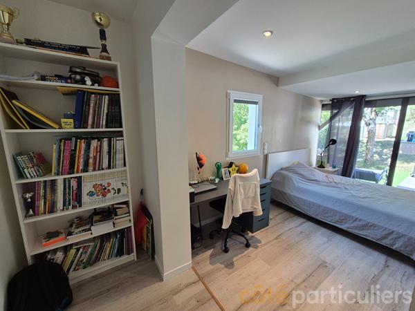 Vente
                Maison210 m² - 7 Pièces -
                    ONET LE CHATEAU (12850)