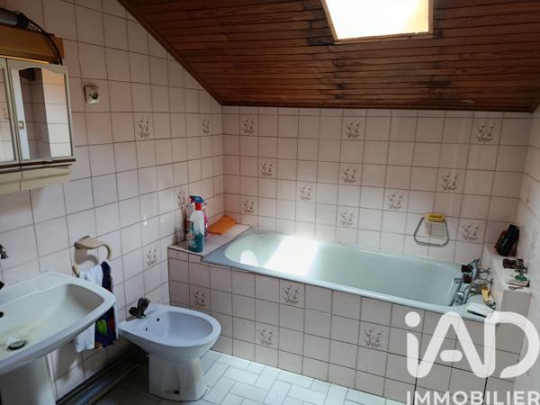 Maison à vendre 8 pièces 216 m² Chirens