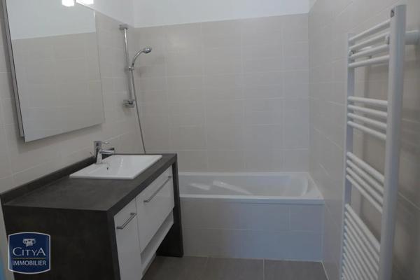 Appartement à louer 2 pièces 47.23m² Lyon 4e Arrondissement (69004)