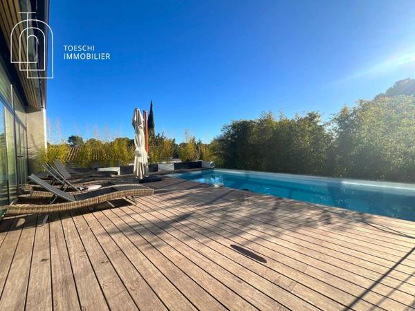 Maison contemporaine 260 m2 avec piscine