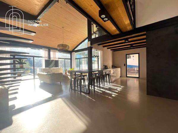 Maison contemporaine 260 m2 avec piscine