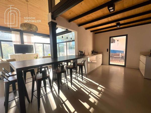 Maison contemporaine 260 m2 avec piscine