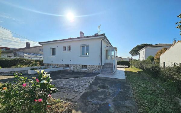 Maison à vendre    4 pièces •  Royan