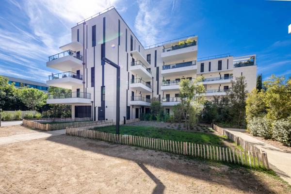 Marseille 8e – À deux pas du parc Borély et de la mer, exceptionnel T3 de 70 m² avec terrasse de 23m2 et 2 box Fermés.