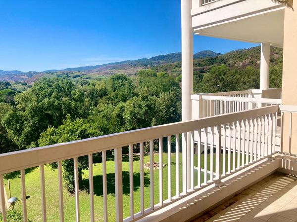 COUP DE COEUR ! Magnifique 3 pièces avec garage et cave RIVIERA GOLF !