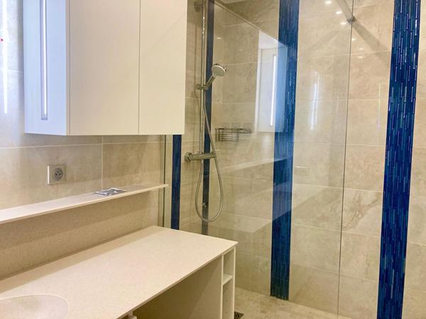 COUP DE COEUR ! Magnifique 3 pièces avec garage et cave RIVIERA GOLF !