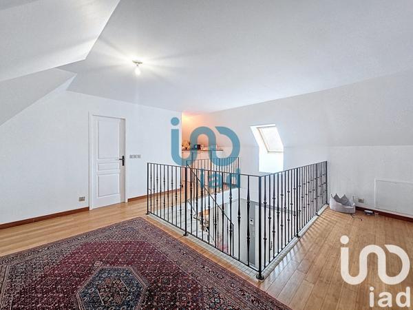 Maison 7 pièces de 175 m² à Magnanville (78200)