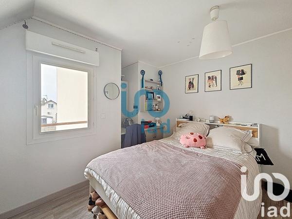 Maison 7 pièces de 175 m² à Magnanville (78200)