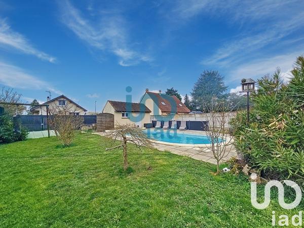 Maison 7 pièces de 175 m² à Magnanville (78200)