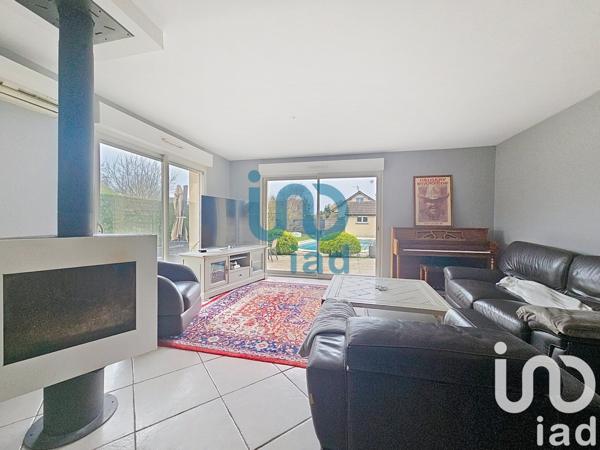 Maison 7 pièces de 175 m² à Magnanville (78200)