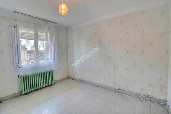 Maison 3 chambres sur sous-sol total à MAINTENON secteur gare