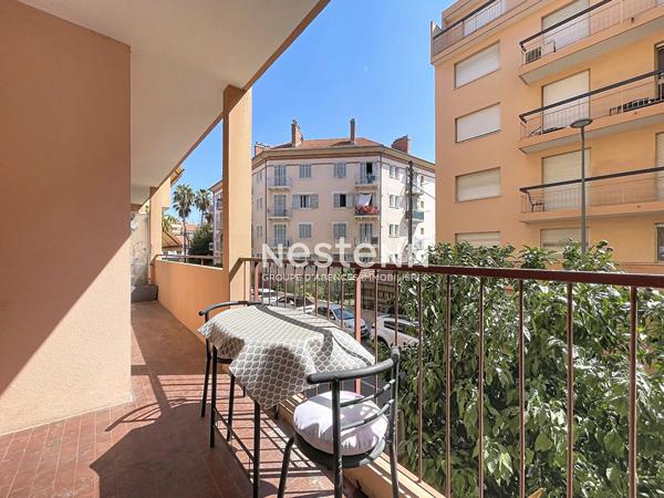 Golfe-Juan - 2 Pièces - 48m² - Plage 3min - Cave - Rénové