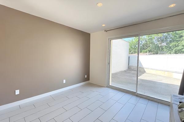 Maison
         6 pièces
        - 122 m² 349 000 € *