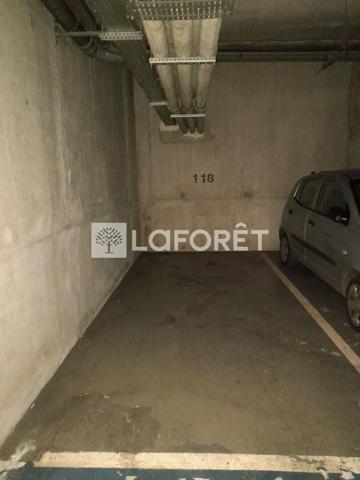 Location parking / box près de PARIS - 83 €/mois