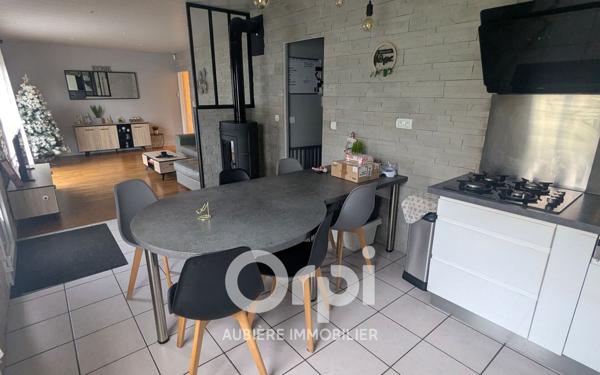 Maison à vendre    5 pièces •  Joze