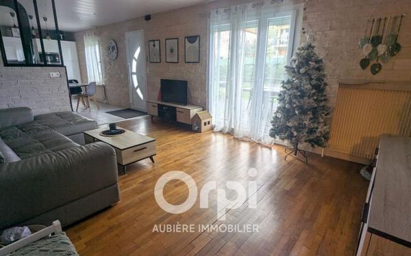 Maison à vendre    5 pièces •  Joze