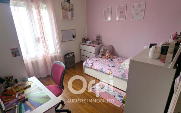 Maison à vendre    5 pièces •  Joze