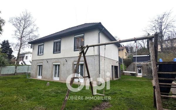 Maison à vendre    5 pièces •  Joze