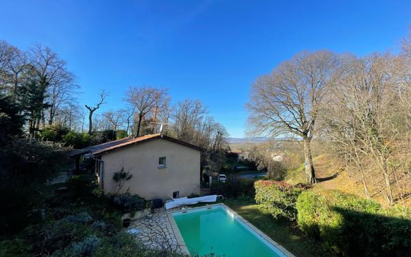 Maison à vendre    5 pièces • 181,09 m2 Parcieux